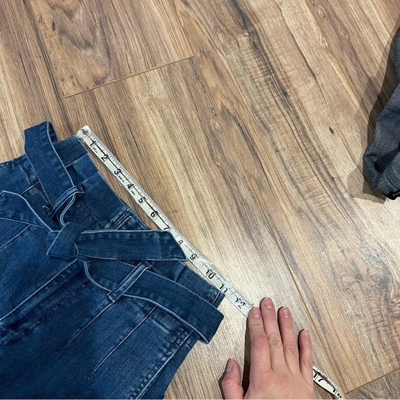 Madewell Paperbag Jeans in Flannigan Wash - Picture 8 of 11